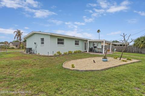 1240 Colby Lane, Merritt Island FL - photo 10 of 59