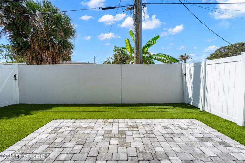 3 bedroom Townhouse at 223 6th Avenue, Indialantic By The Sea, Indialantic — photo 2
