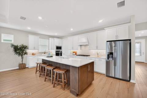 8874 Nixie Avenue, Melbourne FL - photo 6 of 64