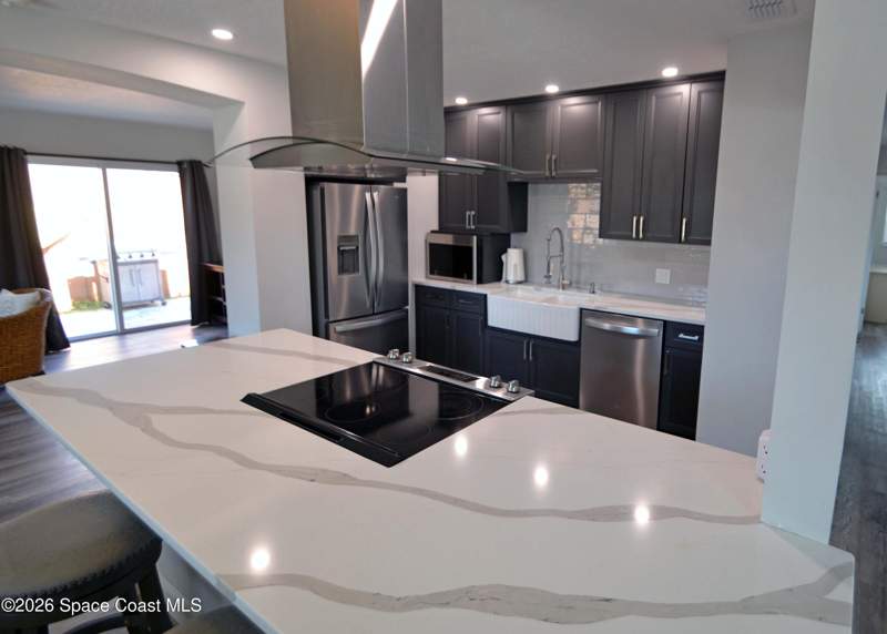 3 bedroom Single Family Residence at 134 E Grant Avenue, Avon By The Sea, Cocoa Beach — photo 5