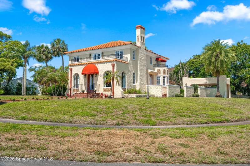 4 bedroom Single Family Residence at 2105 Mac Farland Drive, Carlton Terrace Amended Plat of, Cocoa — photo 3