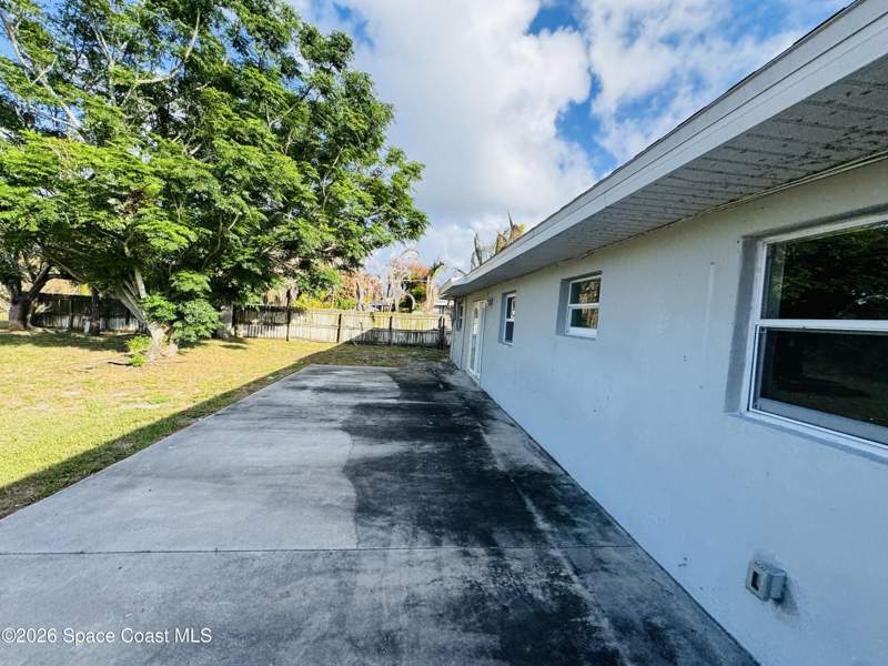 3 bedroom Single Family Residence at 969 Burn Drive, Port Malabar Unit 2, Palm Bay — photo 4