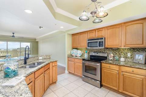 1211 E New Haven Avenue #402, Melbourne FL - photo 15 of 34