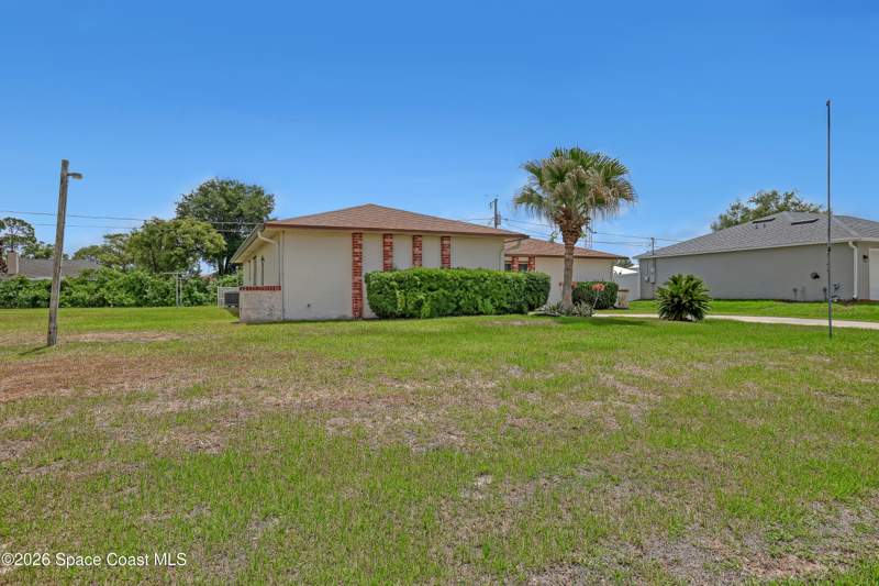 3 bedroom Single Family Residence at 431 Ellington Avenue, Port Malabar Unit 10, Palm Bay — photo 4