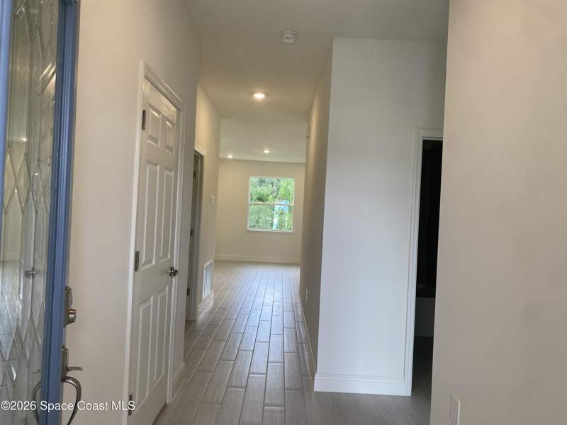 3 bedroom Single Family Residence at 2467 Enclave Drive, Huntington Park, Titusville — photo 2