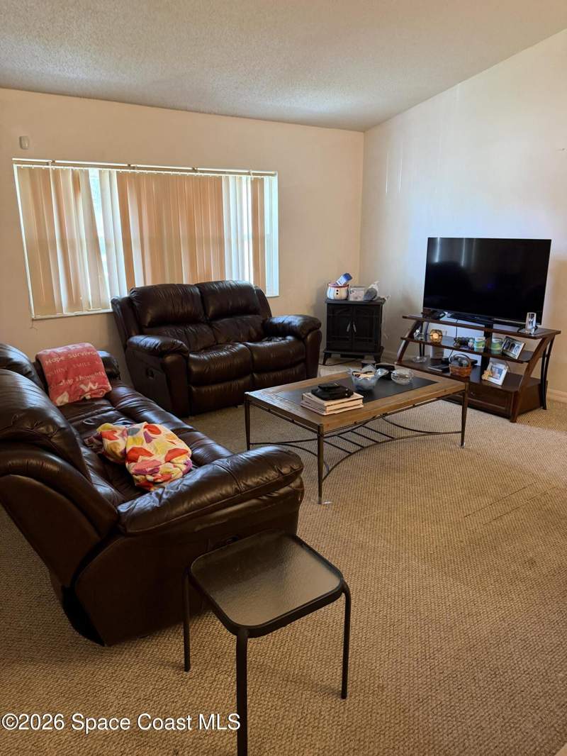 3 bedroom Single Family Residence at 913 Commerce Road, Port Malabar Unit 12, Palm Bay — photo 2