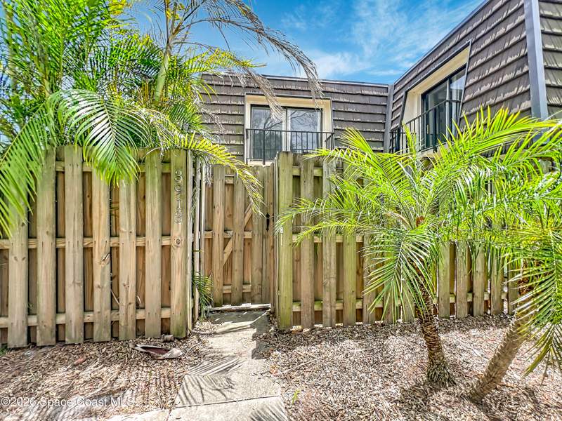 2 bedroom Townhouse at 3913 Vista Oaks Circle, Vista Oaks, Palm Bay — photo 3