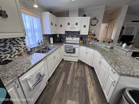 858 Pecan Circle, Barefoot Bay FL - photo 10 of 18