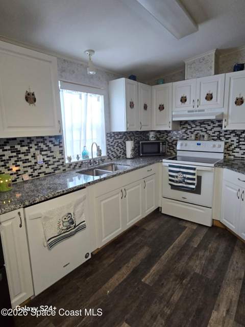 858 Pecan Circle, Barefoot Bay FL - photo 11 of 18