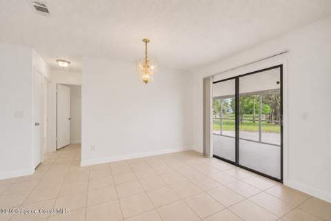 901 Grandeur Street, Palm Bay FL - photo 10 of 24