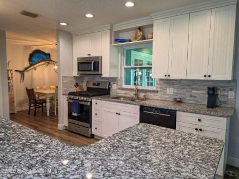821 Hanover Court, Rockledge FL - photo 10 of 34