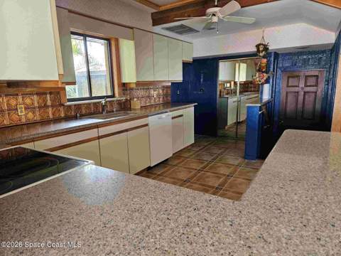 425 Arrowhead Lane, Melbourne Beach FL - photo 11 of 24
