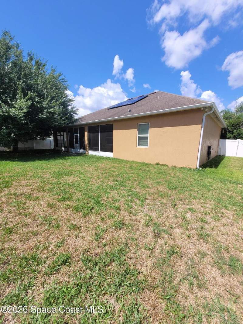 4 bedroom Single Family Residence at 557 L M Davey Lane, Arbor Woods, Titusville — photo 5