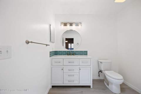 608 Cedar Side Circle, Palm Bay FL - photo 18 of 36