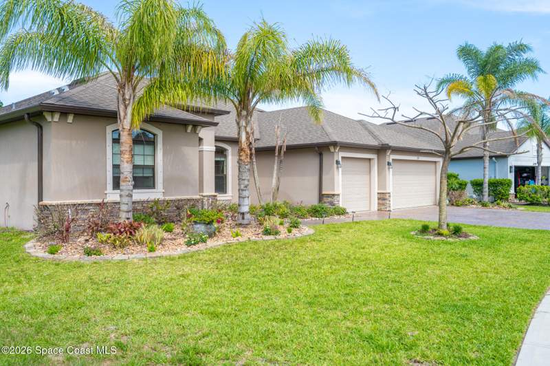 5 bedroom Single Family Residence at 3719 Salt Marsh Circle, Sawgrass at Suntree Phase 4, West Melbourne — photo 4
