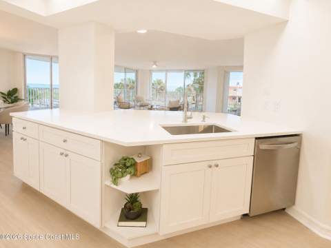 3740 Ocean Beach Boulevard #206, Cocoa Beach FL - photo 7 of 27