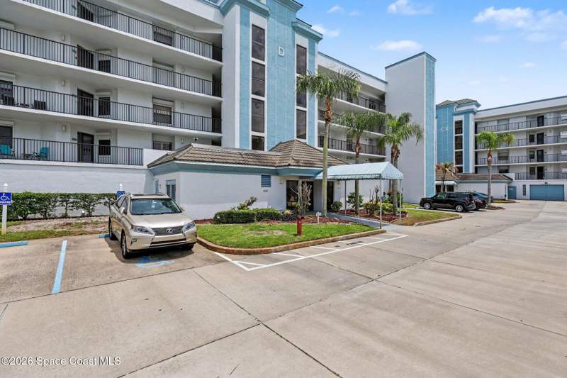 2 bedroom Condominium at 3613 S Banana River Boulevard #D506, Rock Pointe Condo Ph III, Cocoa Beach — photo 2