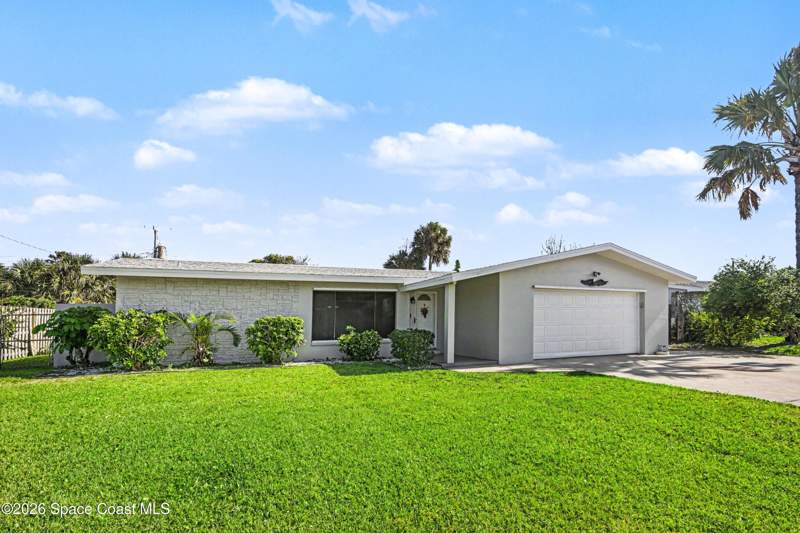 3 bedroom Single Family Residence at 364 Formosa Drive, Cocoa Isles 8th Addn, Cocoa Beach — photo 3