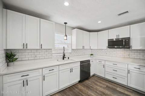 1415 Plum Avenue, Merritt Island FL - photo 14 of 32