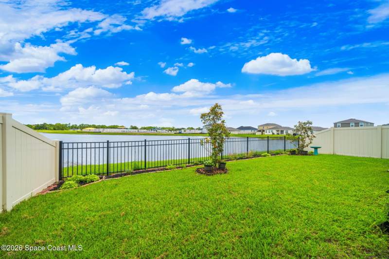 4 bedroom Single Family Residence at 3709 Grappler Circle, Gardens At Waterstone Phase 2, Palm Bay — photo 3