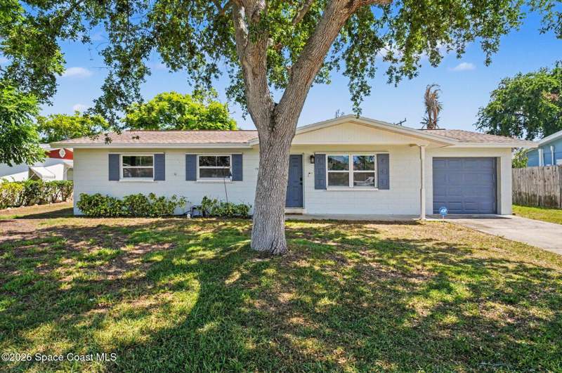 3 bedroom Single Family Residence at 1525 Plum Avenue, Harbor Estates Sec 2, Merritt Island — photo 3