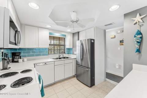 5350 Ocean Beach Boulevard #102, Cocoa Beach FL - photo 8 of 37