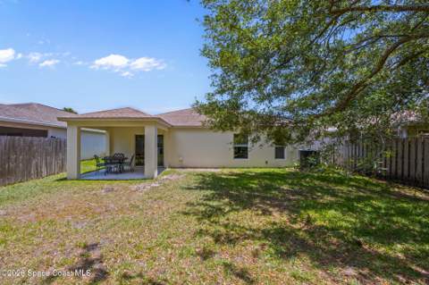 4077 Mount Carmel Lane, Melbourne FL - photo 9 of 42
