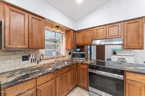 2350 Fallon Boulevard, Palm Bay FL - photo 14 of 52