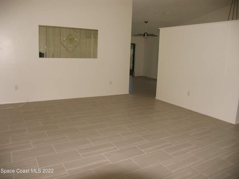 3 bedroom Single Family Residence at 1456 N Brook Drive, Meadow Cove, Melbourne — photo 4