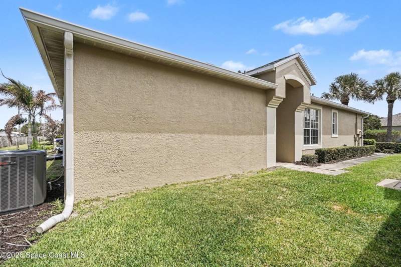 2 bedroom Townhouse at 284 Intrepid Way, Ocean Side Village Phase 2C, Indialantic — photo 4