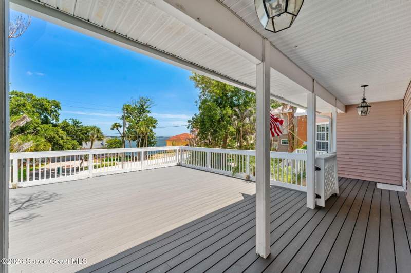 6 bedroom Single Family Residence at 2705 N Indian River Drive, Carlton Terrace Amended Plat of, Cocoa — photo 4