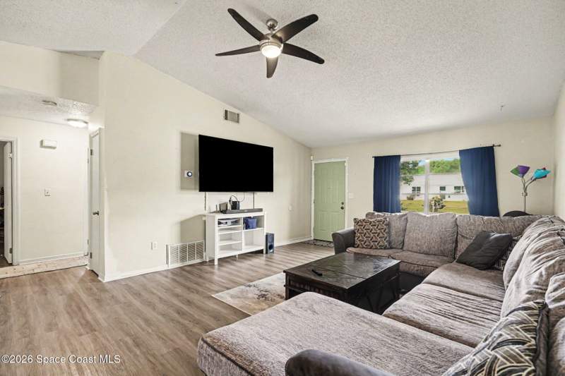 3 bedroom Single Family Residence at 1675 Saratoga Drive, American Village Pud Stage 6, Titusville — photo 5