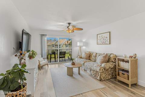 1850 Charlesmont Drive #119, Indialantic FL - photo 9 of 32