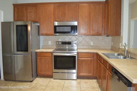 4367 Fitzroy Reef Drive, Mims FL - photo 18 of 42