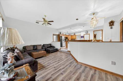 3575 Heartwood Lane, Melbourne FL - photo 19 of 88