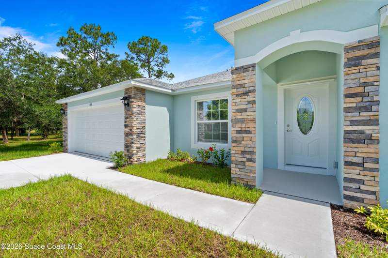 4 bedroom Single Family Residence at 137 Prairie Street, Port Malabar Unit 25, Palm Bay — photo 5