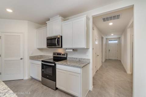 6714 Topaz Drive, Grant-Valkaria FL - photo 11 of 41