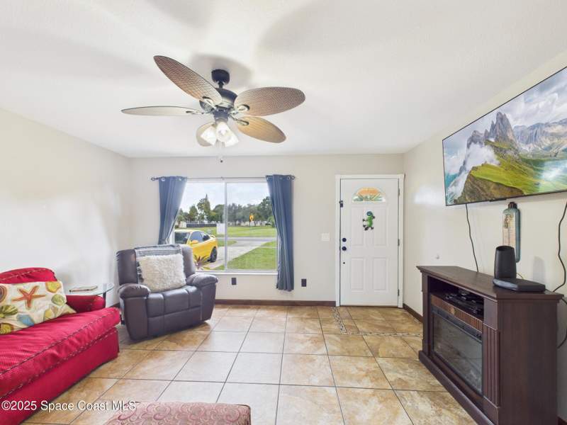 3 bedroom Single Family Residence at 1490 Mariposa Drive, Port Malabar Country Club Unit 6, Palm Bay — photo 3