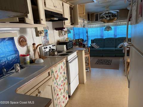 714 Horizon Lane #317, Melbourne Beach FL - photo 11 of 34