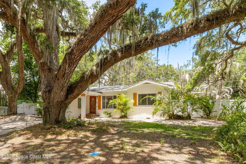 5 bedroom Single Family Residence at 44 Littlejohn Lane, Sherwood Forest, Rockledge — photo 4