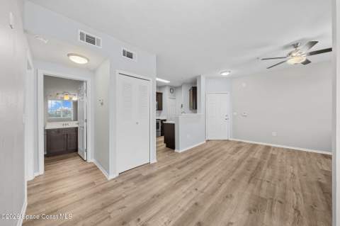 5693 Star Rush Drive #304, Melbourne FL - photo 9 of 21