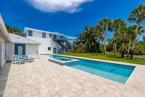 125 Bayshore Drive, Melbourne Beach FL - photo 18 of 109