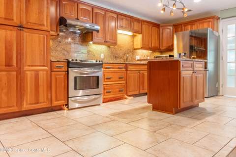 544 S Wildwood Lane, Melbourne FL - photo 15 of 30