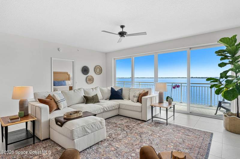3 bedroom Condominium at 1465 S Harbor City Boulevard #502, Paramount Riverfront, Melbourne — photo 3