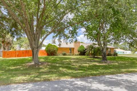 460 Neptune Drive, Palm Bay FL - photo 8 of 49