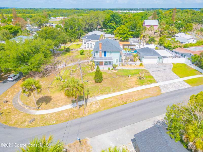 3 bedroom Single Family Residence at 308 Bellair Drive, Carlton Terrace Amended Plat of, Cocoa — photo 2