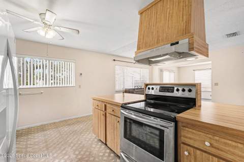 1217 Ethel Circle, Palm Bay FL - photo 12 of 25