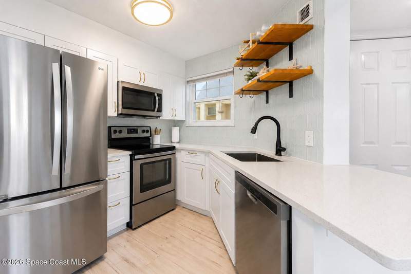 1 bedroom Condominium at 1850 Charlesmont Drive #119, Beach Club Condominium, Indialantic — photo 5