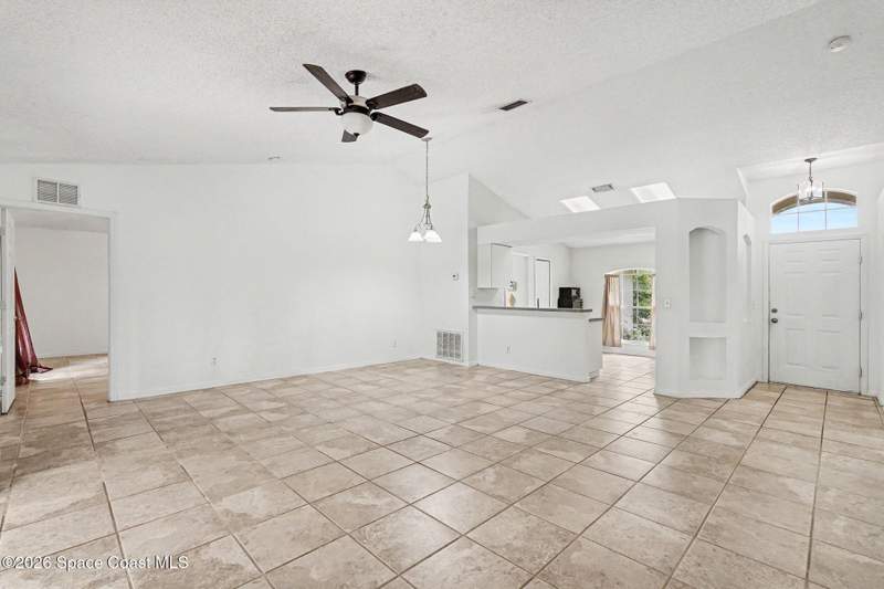 3 bedroom Single Family Residence at 1563 Hamilton Avenue, Port Malabar Unit 32, Palm Bay — photo 5