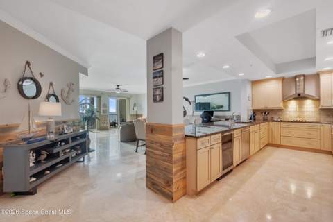 3135 S Highway A1a #202, Melbourne Beach FL - photo 7 of 33